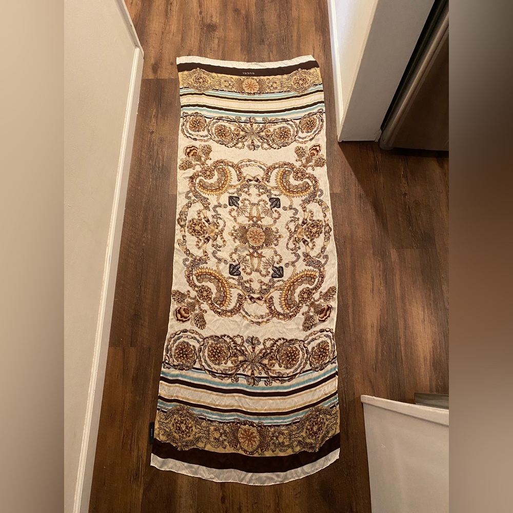 Vintage Gucci Silk Scarf - Picture 10 of 10